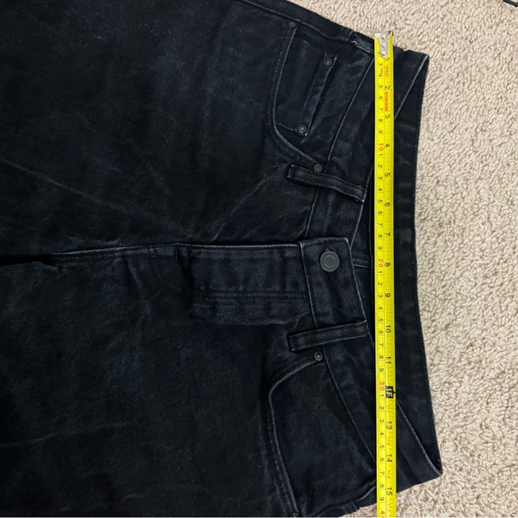 ASOS  relaxed mom jeans in black - Picture 9 of 9